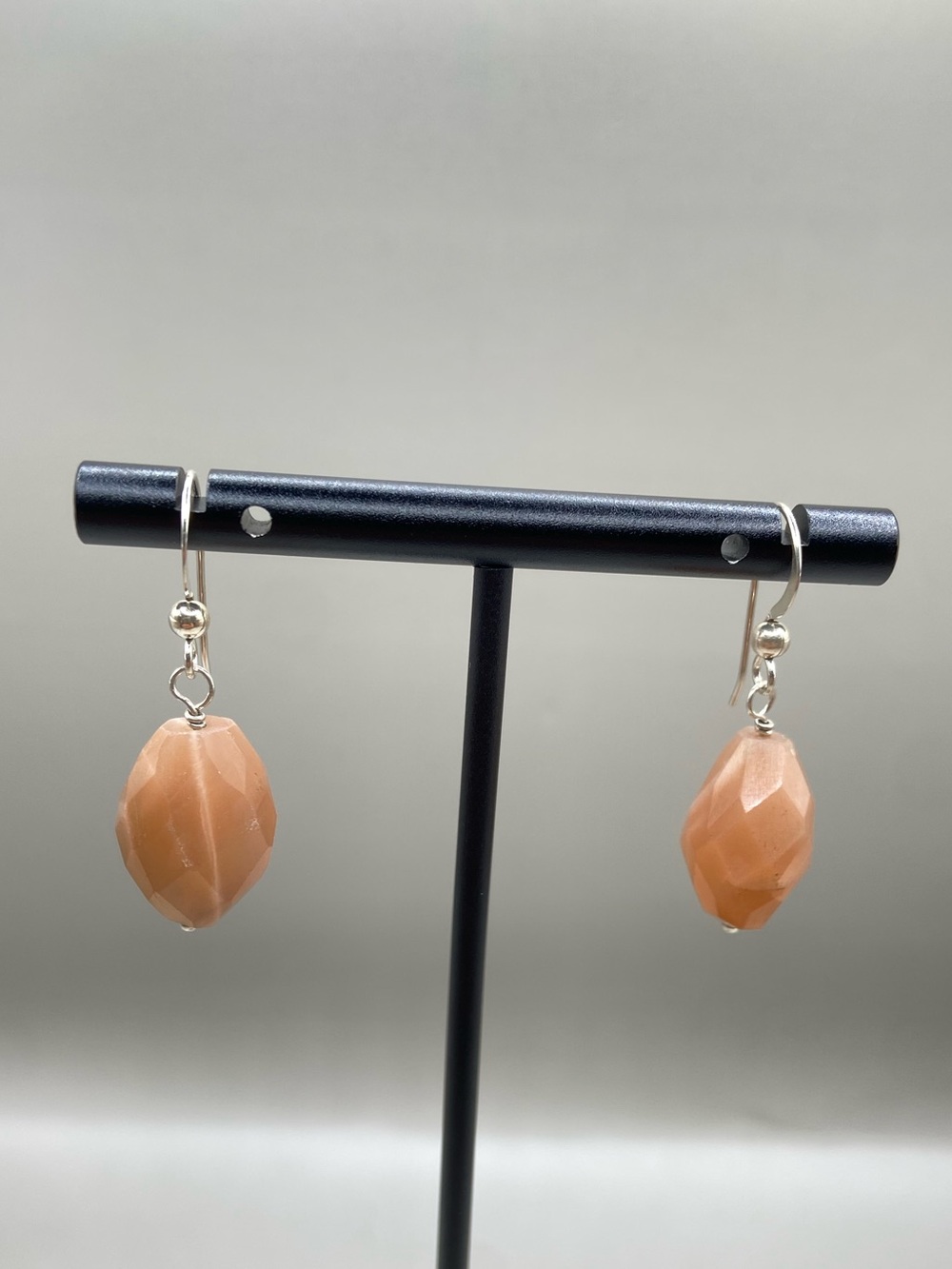 Desert Rose Trading DTR Jay King Peach Moonstone Earrings
